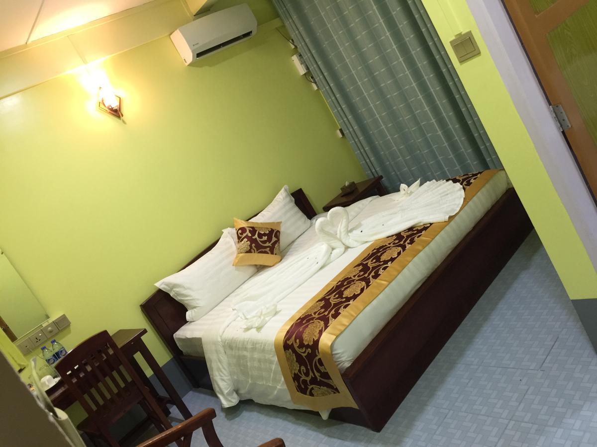 Golden Gum-Kino Hotel Mandalay Exterior photo